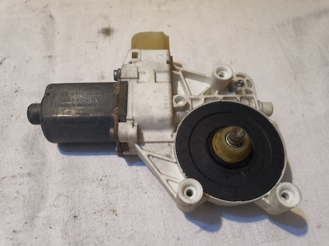 bontott BMW 3 E90 Bal első Ablakemelő Motor