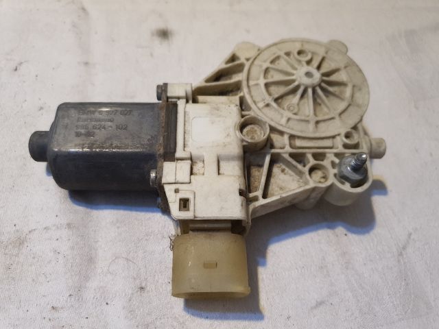 bontott BMW 3 E90 Bal első Ablakemelő Motor