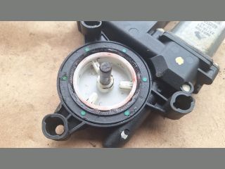 bontott BMW 3 E90 Bal első Ablakemelő Motor