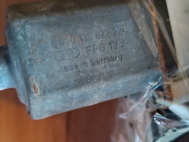 bontott BMW 3 E90 Bal első Ablakemelő Szerkezet (Elektromos)