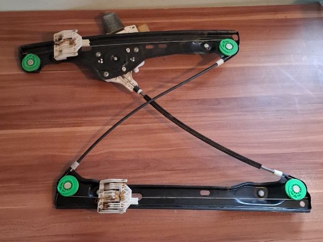 bontott BMW 3 E90 Bal első Ablakemelő Szerkezet (Elektromos)