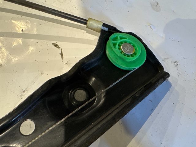 bontott BMW 3 E90 Bal első Ablakemelő Szerkezet (Elektromos)