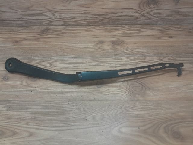 bontott BMW 3 E90 Bal első Ablaktörlő Kar