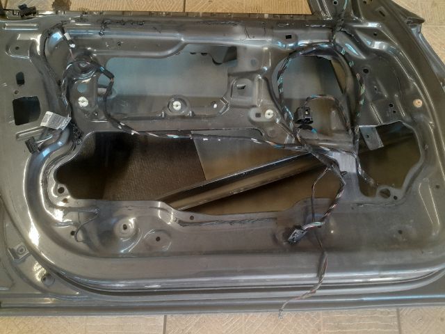 bontott BMW 3 E90 Bal első Ajtó (Üres lemez)