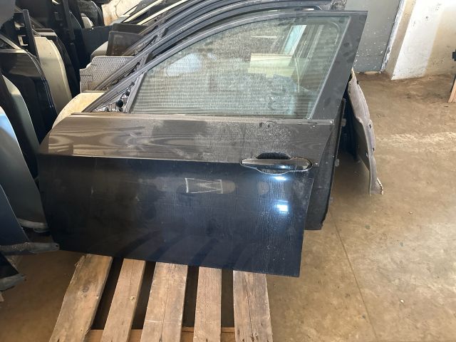 bontott BMW 3 E90 Bal első Ajtó (Üres lemez)
