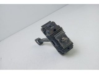 bontott BMW 3 E90 Bal első Ajtóhatároló