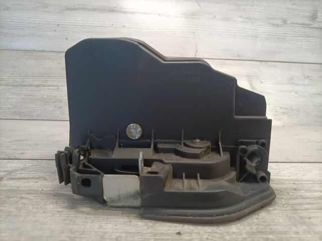 bontott BMW 3 E90 Bal első Ajtózár