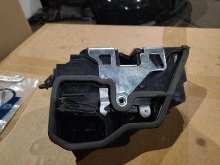 bontott BMW 3 E90 Bal első Ajtózár