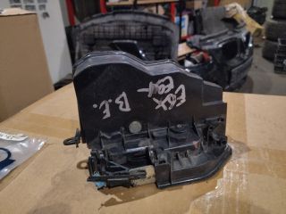 bontott BMW 3 E90 Bal első Ajtózár