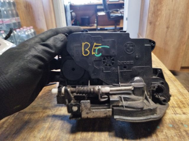 bontott BMW 3 E90 Bal első Ajtózár