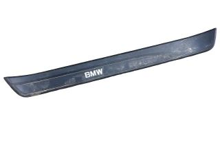 bontott BMW 3 E90 Bal első Belső Küszöb Burkolat