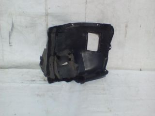 bontott BMW 3 E90 Bal első Dobbetét (Kerékjárati, Műanyag)