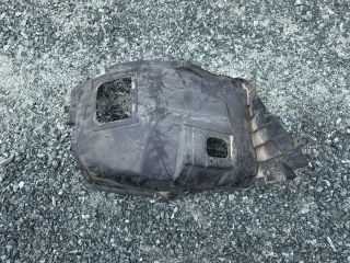 bontott BMW 3 E90 Bal első Első Dobbetét (Kerékjárati, Műanyag)