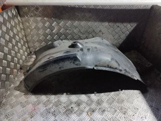 bontott BMW 3 E90 Bal első Hátsó Dobbetét (Kerékjárati, Műanyag)