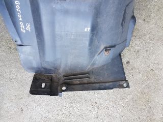 bontott BMW 3 E90 Bal első Hátsó Dobbetét (Kerékjárati, Műanyag)