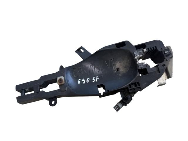 bontott BMW 3 E90 Bal első Külső Kilincsfészek