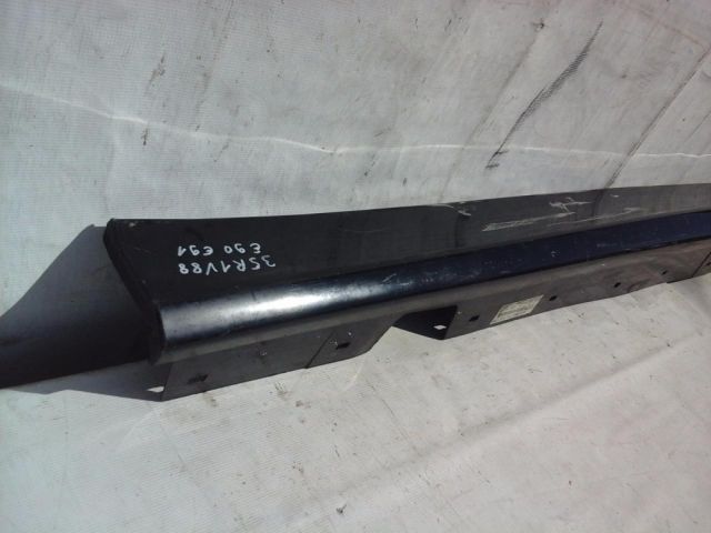 bontott BMW 3 E90 Bal első Küszöb Díszléc