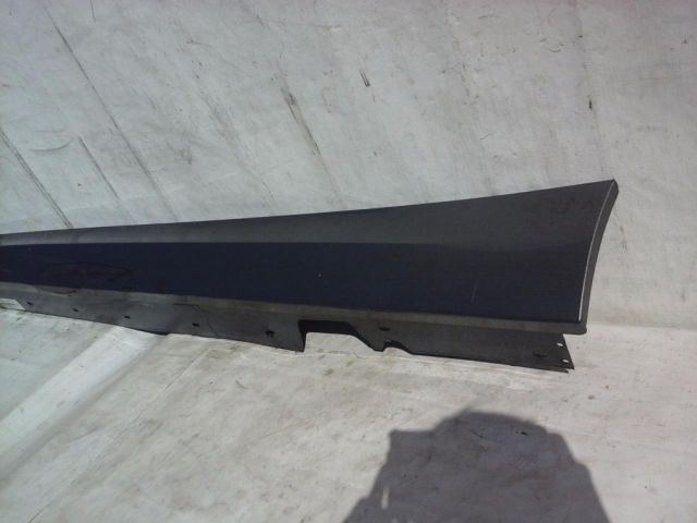 bontott BMW 3 E90 Bal első Küszöb Díszléc
