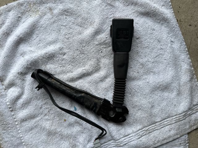 bontott BMW 3 E90 Bal első Övfeszítő