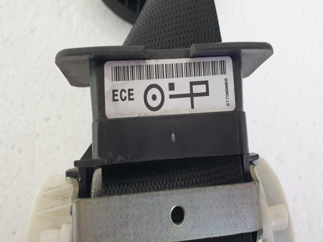 bontott BMW 3 E90 Bal első Övfeszítő