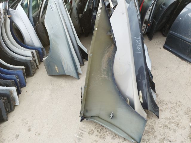 bontott BMW 3 E90 Bal első Sárvédő