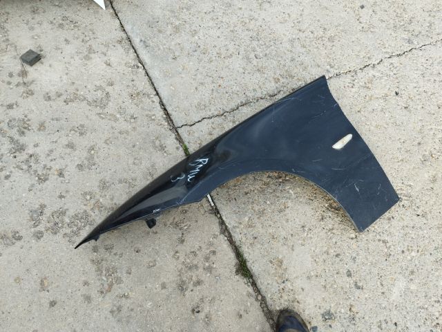 bontott BMW 3 E90 Bal első Sárvédő