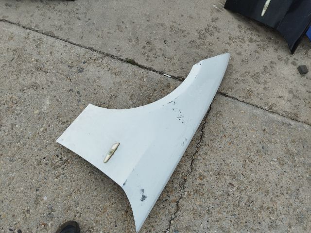 bontott BMW 3 E90 Bal első Sárvédő