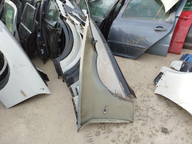 bontott BMW 3 E90 Bal első Sárvédő