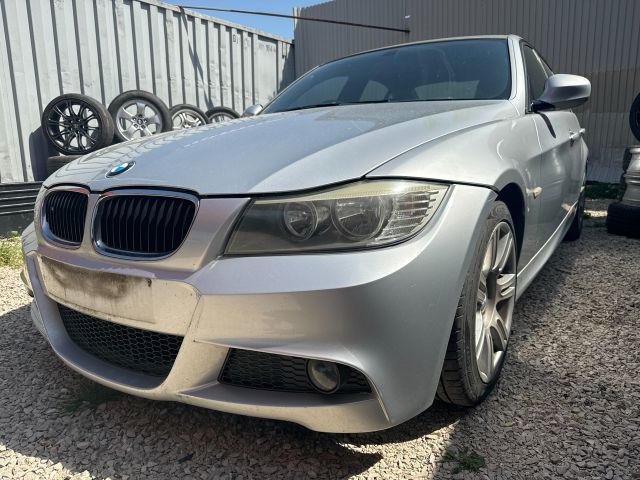 bontott BMW 3 E90 Bal első Sárvédő