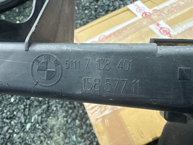 bontott BMW 3 E90 Bal Fényszóró Lámpakeret