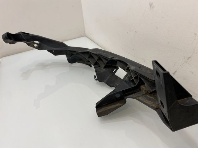 bontott BMW 3 E90 Bal Fényszóró Tartó