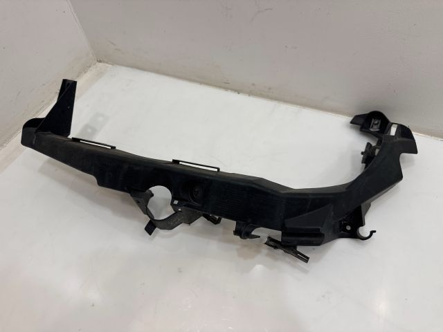 bontott BMW 3 E90 Bal Fényszóró Tartó