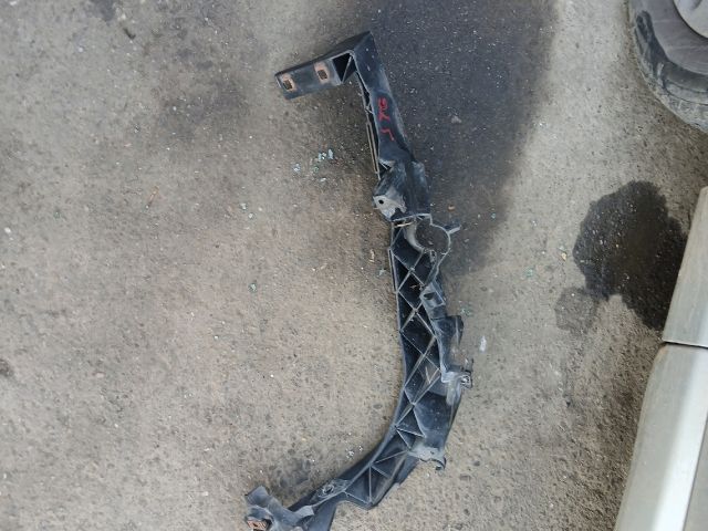 bontott BMW 3 E90 Bal Fényszóró Tartó