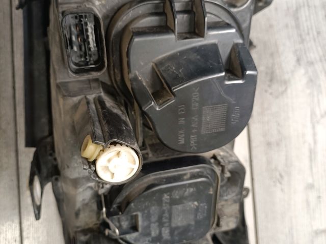 bontott BMW 3 E90 Bal Fényszóró