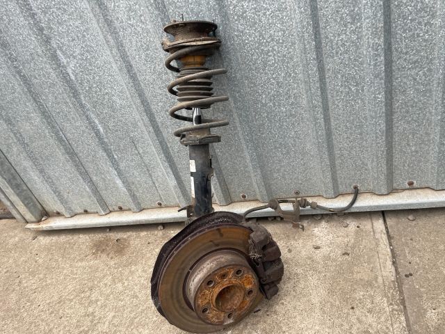 bontott BMW 3 E90 Bal Gólyaláb Csonkállvánnyal