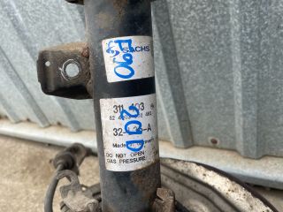 bontott BMW 3 E90 Bal Gólyaláb Csonkállvánnyal