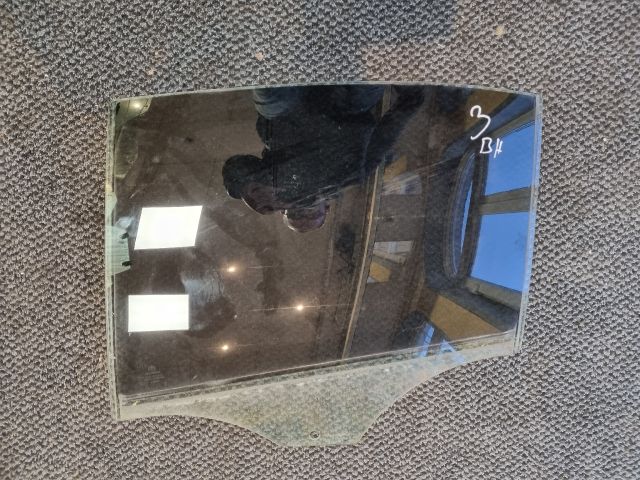 bontott BMW 3 E90 Bal hátsó Ablak
