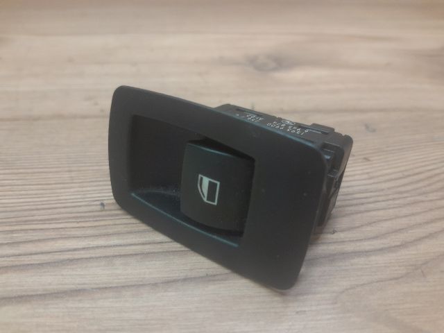 bontott BMW 3 E90 Bal hátsó Ablakemelő Kapcsoló