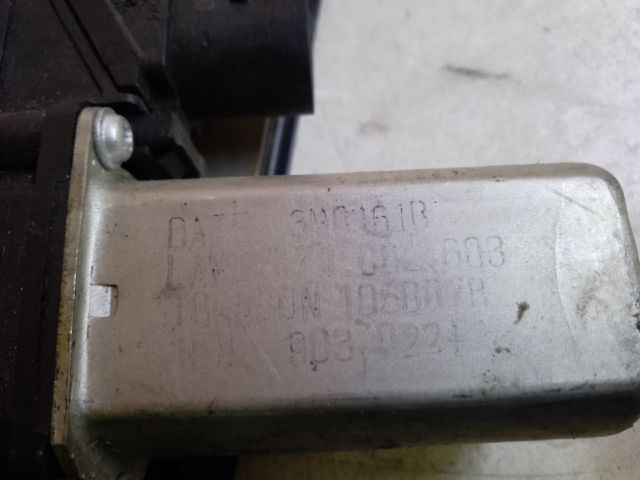 bontott BMW 3 E90 Bal hátsó Ablakemelő Szerkezet (Elektromos)