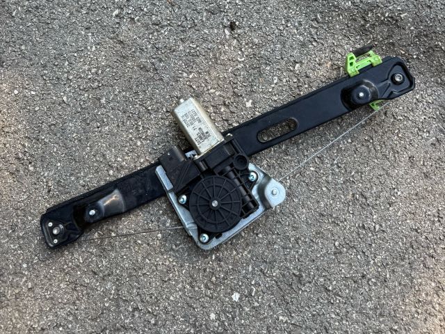 bontott BMW 3 E90 Bal hátsó Ablakemelő Szerkezet (Elektromos)