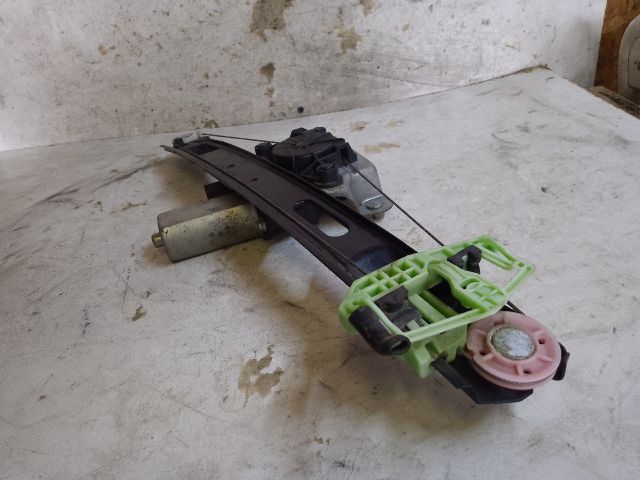 bontott BMW 3 E90 Bal hátsó Ablakemelő Szerkezet (Elektromos)