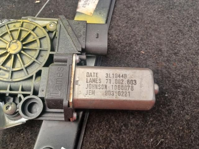 bontott BMW 3 E90 Bal hátsó Ablakemelő Szerkezet (Elektromos)