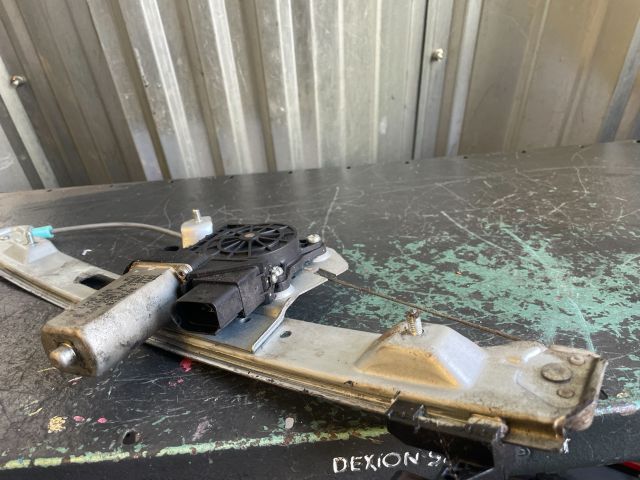 bontott BMW 3 E90 Bal hátsó Ablakemelő Szerkezet (Elektromos)