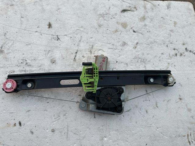 bontott BMW 3 E90 Bal hátsó Ablakemelő Szerkezet (Elektromos)