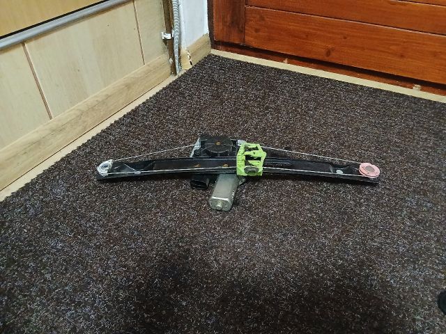 bontott BMW 3 E90 Bal hátsó Ablakemelő Szerkezet (Elektromos)