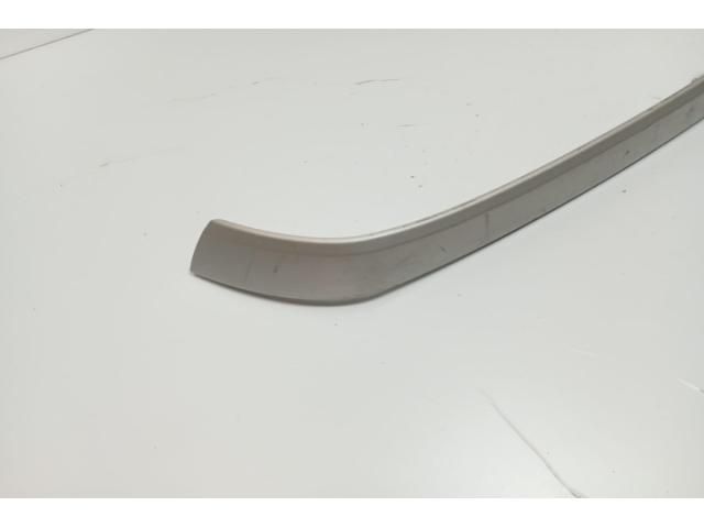 bontott BMW 3 E90 Bal hátsó Ajtó Díszléc