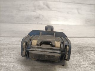 bontott BMW 3 E90 Bal hátsó Ajtóhatároló