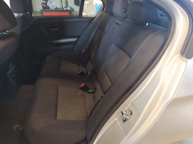 bontott BMW 3 E90 Bal hátsó Kapaszkodó (Felső)