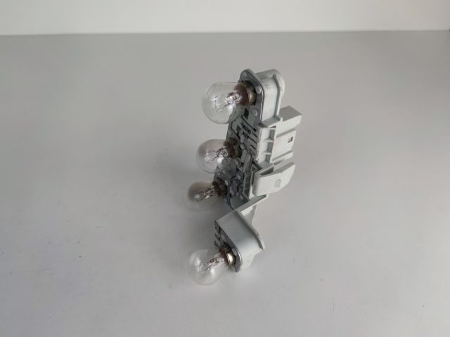 bontott BMW 3 E90 Bal Hátsó Lámpa Foglalat