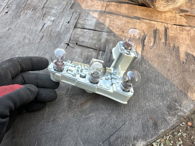 bontott BMW 3 E90 Bal Hátsó Lámpa Foglalat